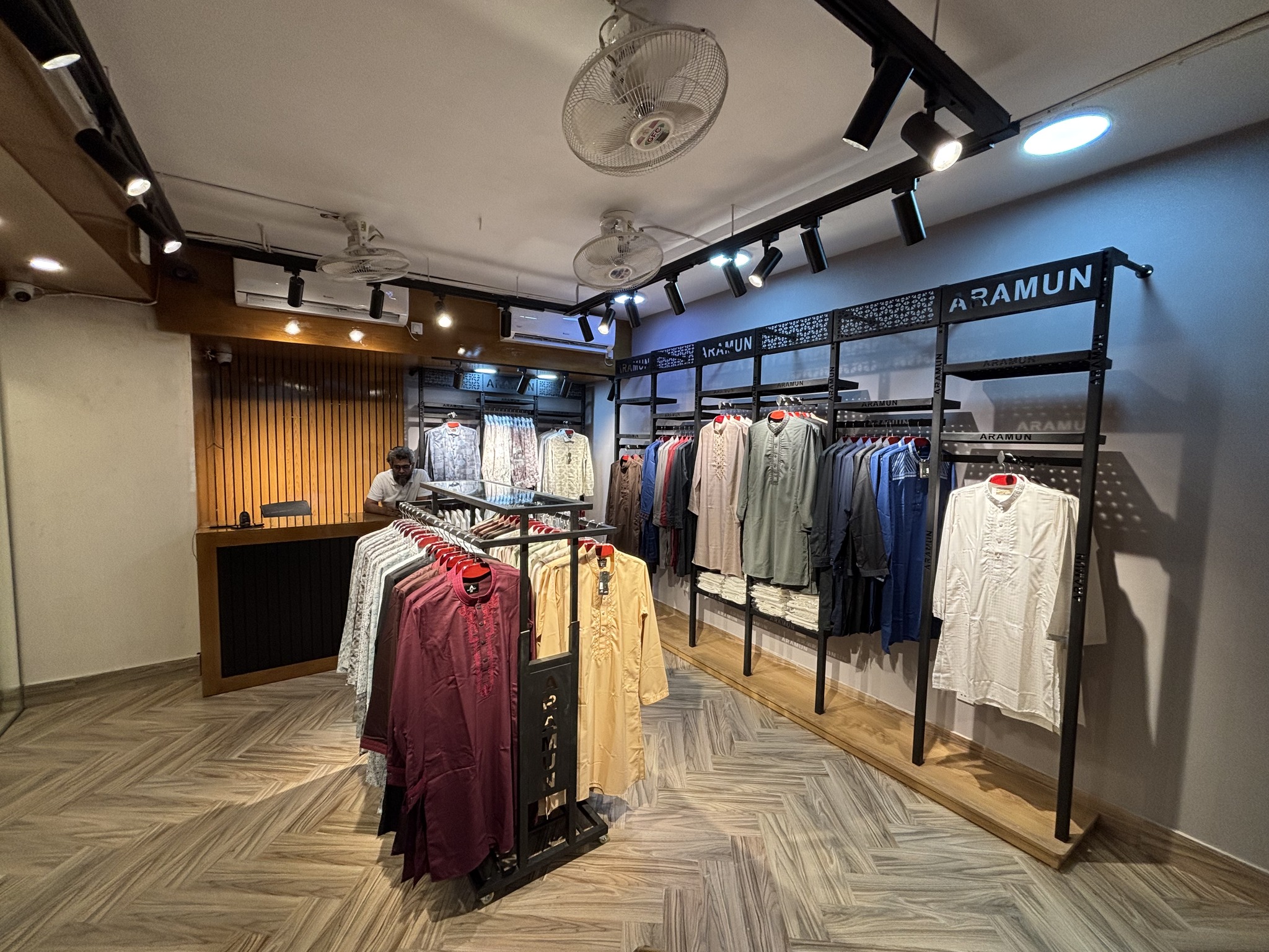 ARAMUN Fashion Accessories