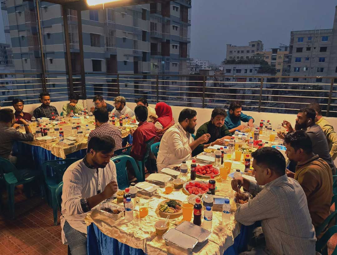Sunset Serenity: Office Rooftop Iftar Gathering